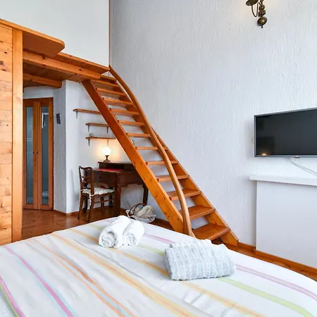 Family-friendly With Swimming Pool Barbat, Rab - 20170 Appartamento *