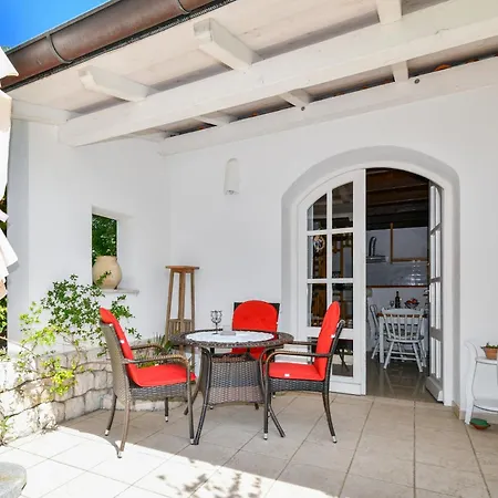 Family-friendly With Swimming Pool Barbat, Rab - 20170 Daire