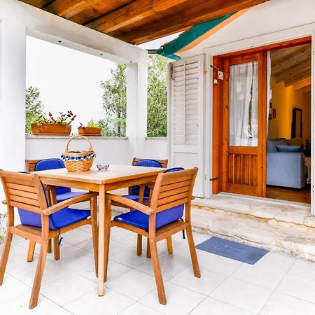 Family-friendly With Swimming Pool Barbat, Rab - 20170 Daire