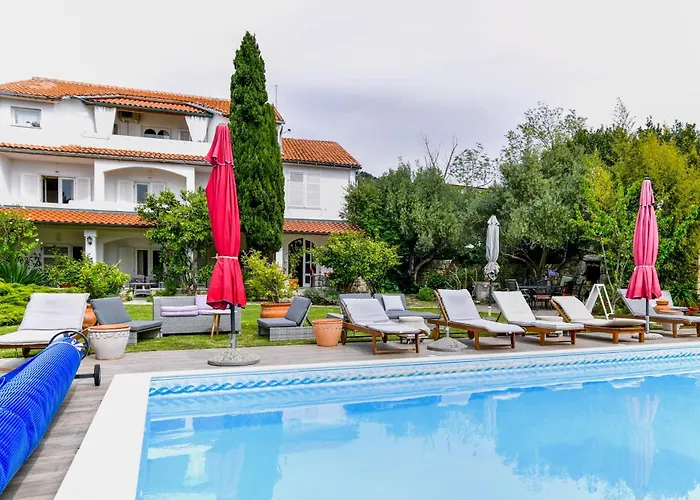 Διαμέρισμα Family-friendly With Swimming Pool Barbat, Rab - 20170 Ραμπ