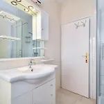 Apartmán Family-friendly With Swimming Pool Barbat, Rab - 20170 *