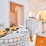 Family-friendly With Swimming Pool Barbat, Rab - 20170 Apartmán
