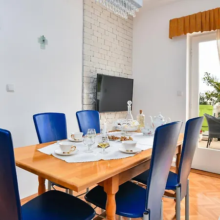 Family-friendly With Swimming Pool Barbat, Rab - 20170 Rab Town