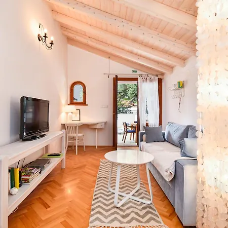 Apartmán Family-friendly With Swimming Pool Barbat, Rab - 20170